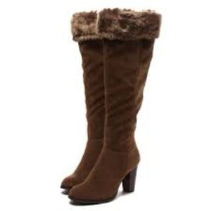 Women’s Wild Diva Brown Tall Faux Suede Boots Size 10 US!